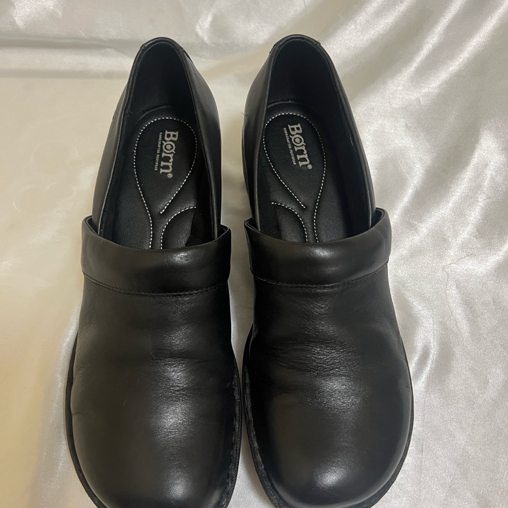 Born Black Women's Flats & Loafers